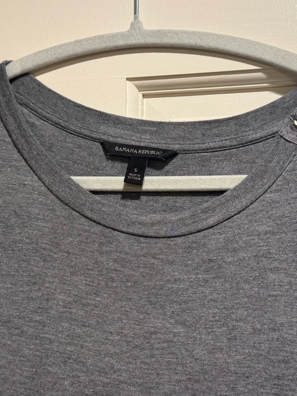 Banana Republic Men’s Heather Gray Short Sleeve Crew dress